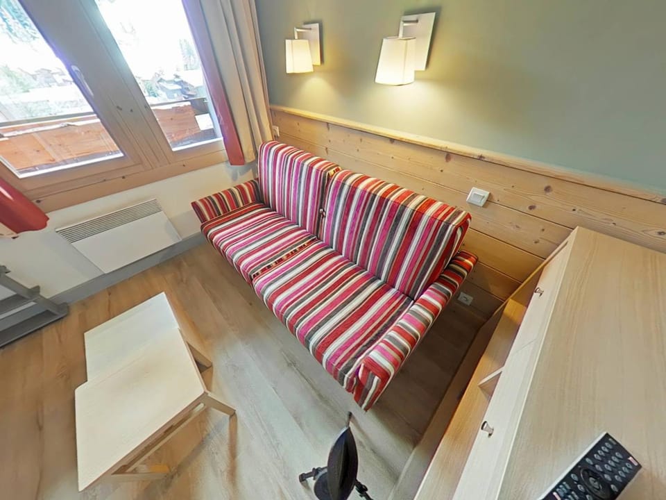 Appartement 23m² lumineux à La Plagne avec wifi et parking - FR-1-351-250 Apartment in Mâcot-la-Plagne