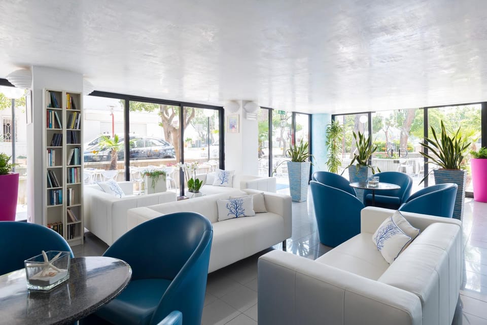 Lobby or reception, Lounge or bar