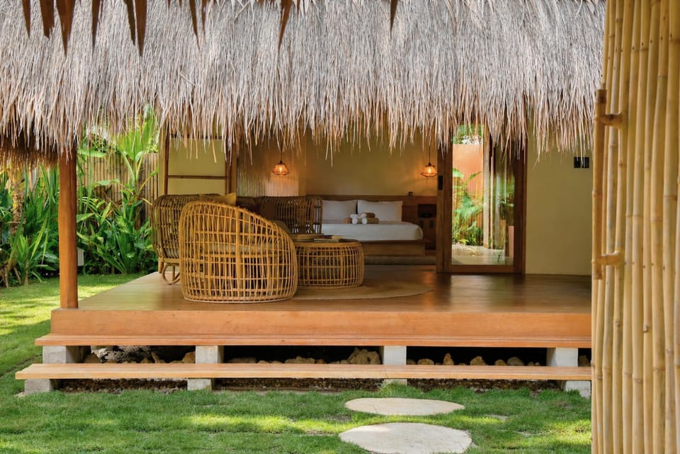 Garden, Living room