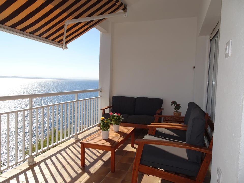 BBQ facilities, Balcony/Terrace, Sea view