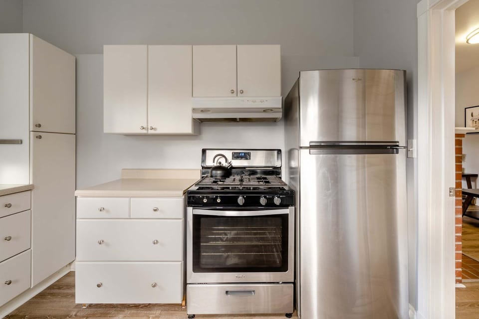 Stay Portland - Vibrant Iconic Portland Home in Heart of Division House in Portland
