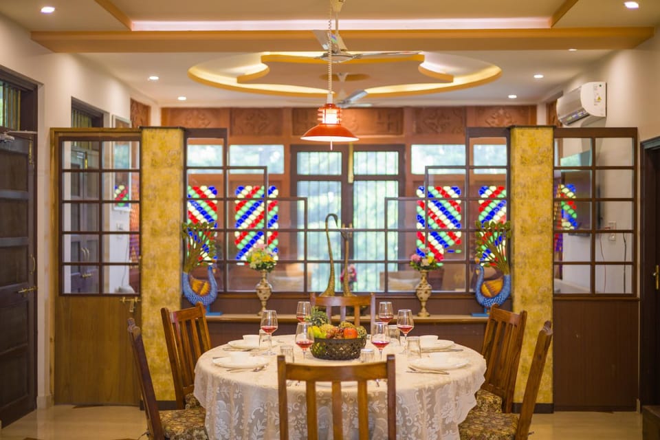 Banquet/Function facilities, Dining area
