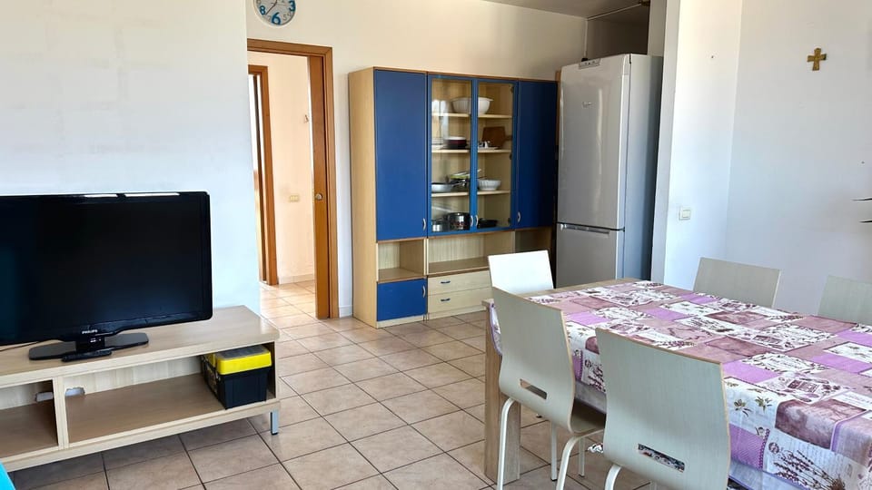 Senigallia, pentalocale comodo ai servizi - SE058 Apartment in Marche