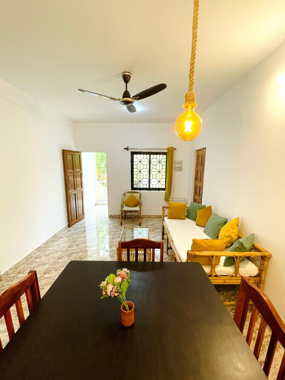 Living room, Seating area, Dining area