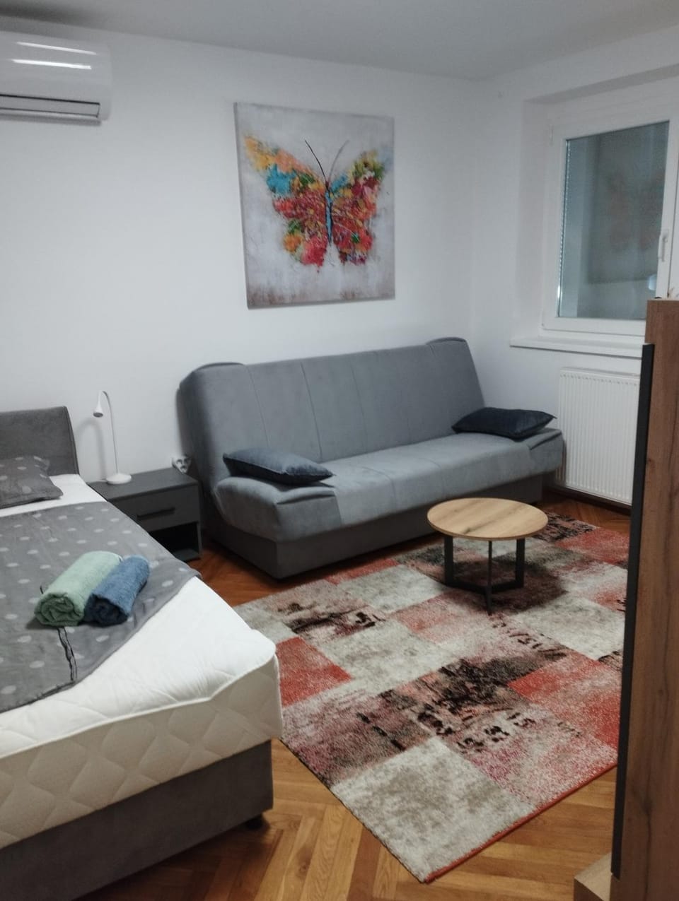 Living room, air conditioner