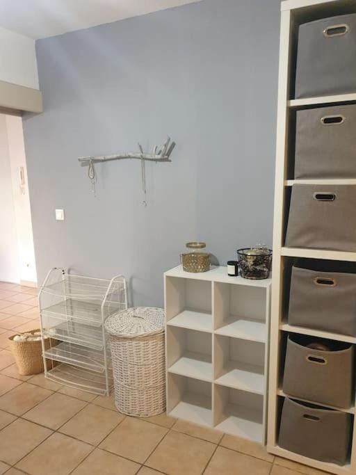 L' Appartement du Quai Neuf Parking privé - Gare à 5min Apartment in Béziers