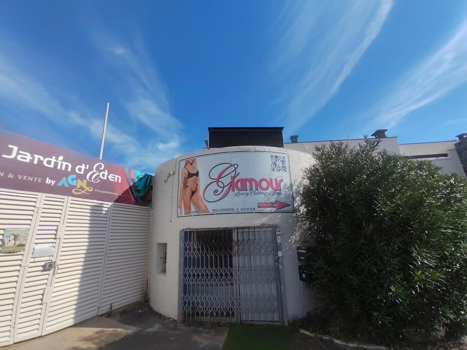 Au 69 du Village Naturiste Apartment in Agde