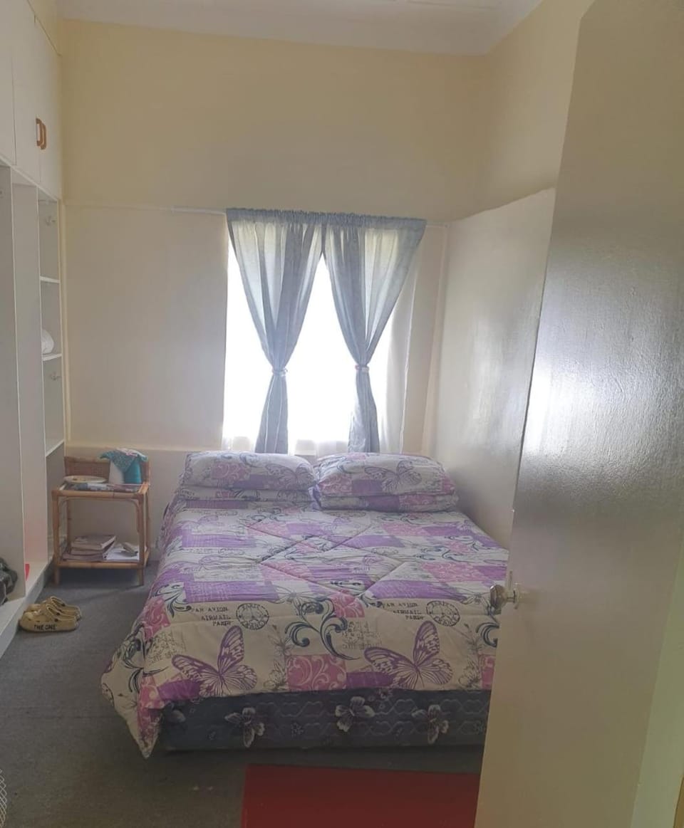 Bed, Photo of the whole room, Bedroom, Internal: Not applicable to any particular room