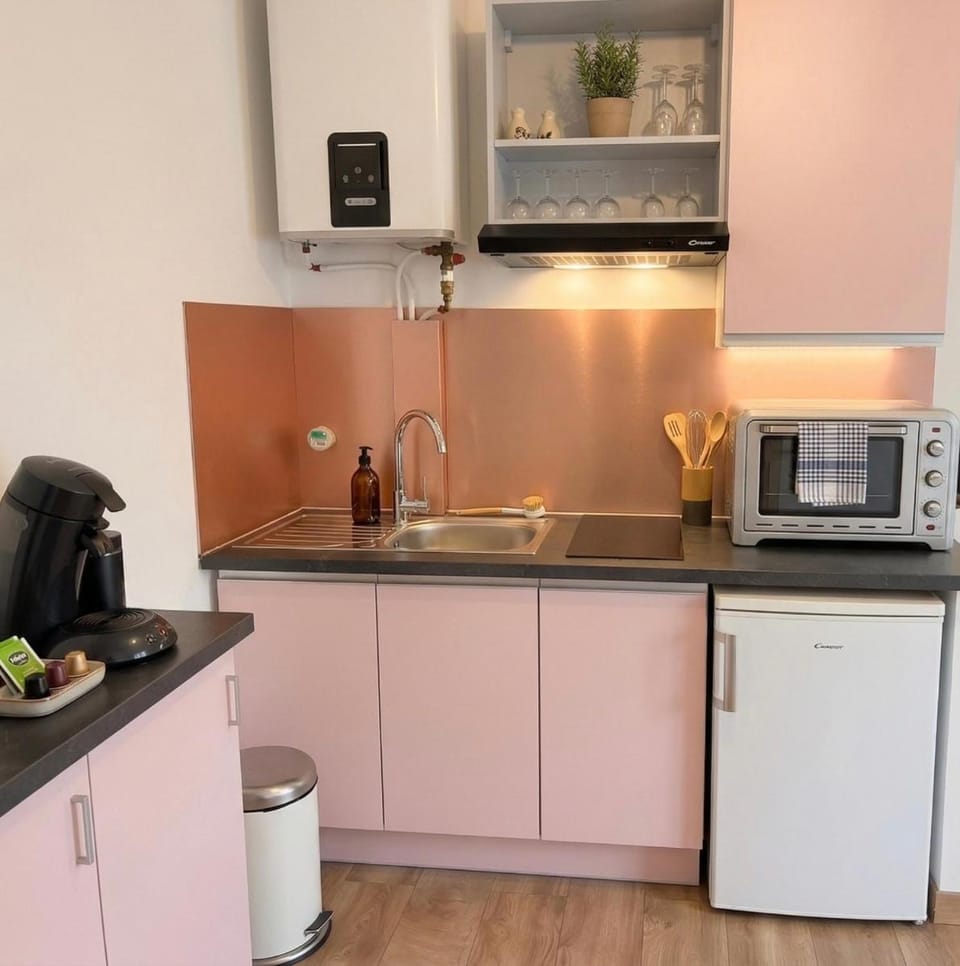 Sea view flat with car park boarder Cannes Apartment in Mougins