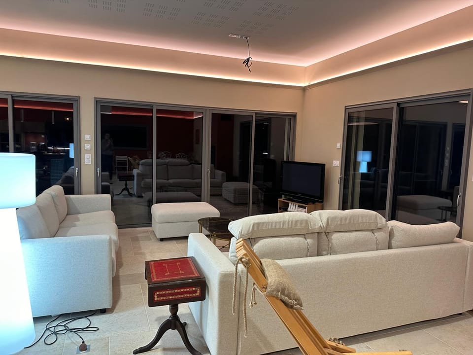 TV and multimedia, Living room