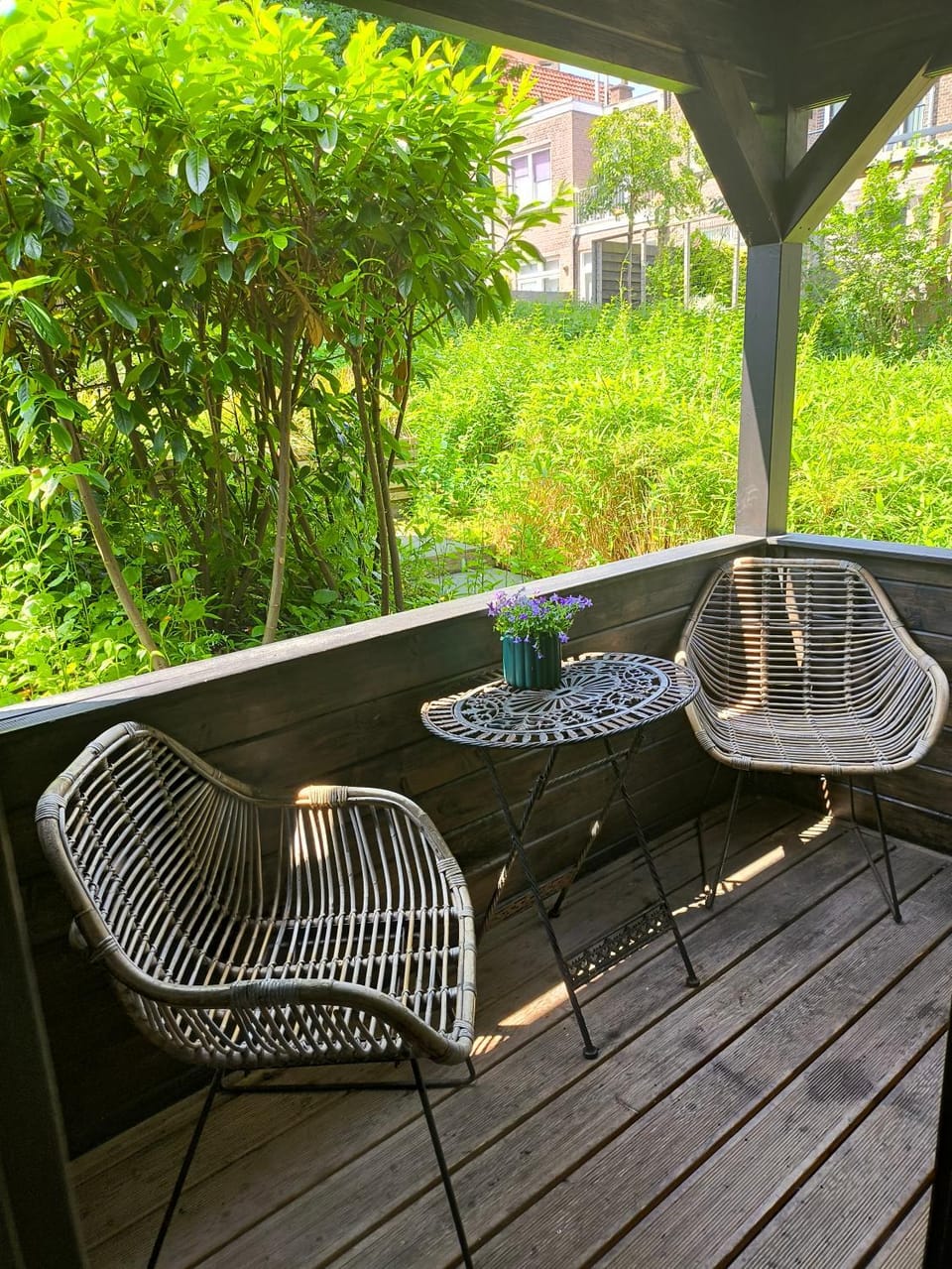 Garden House - Free Parking Apartment in The Hague