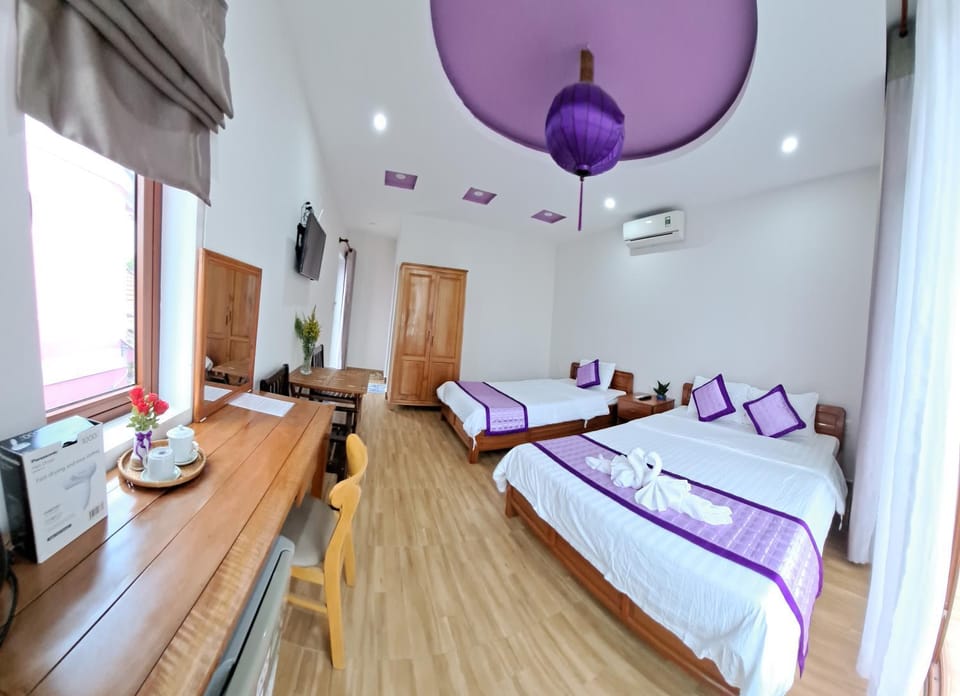 Bed, TV and multimedia, Photo of the whole room, Bedroom, towels, air conditioner