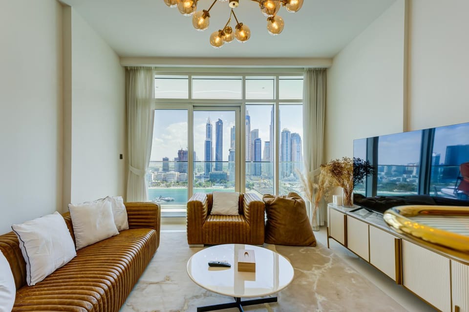 Communal lounge/ TV room, TV and multimedia, Living room, Seating area