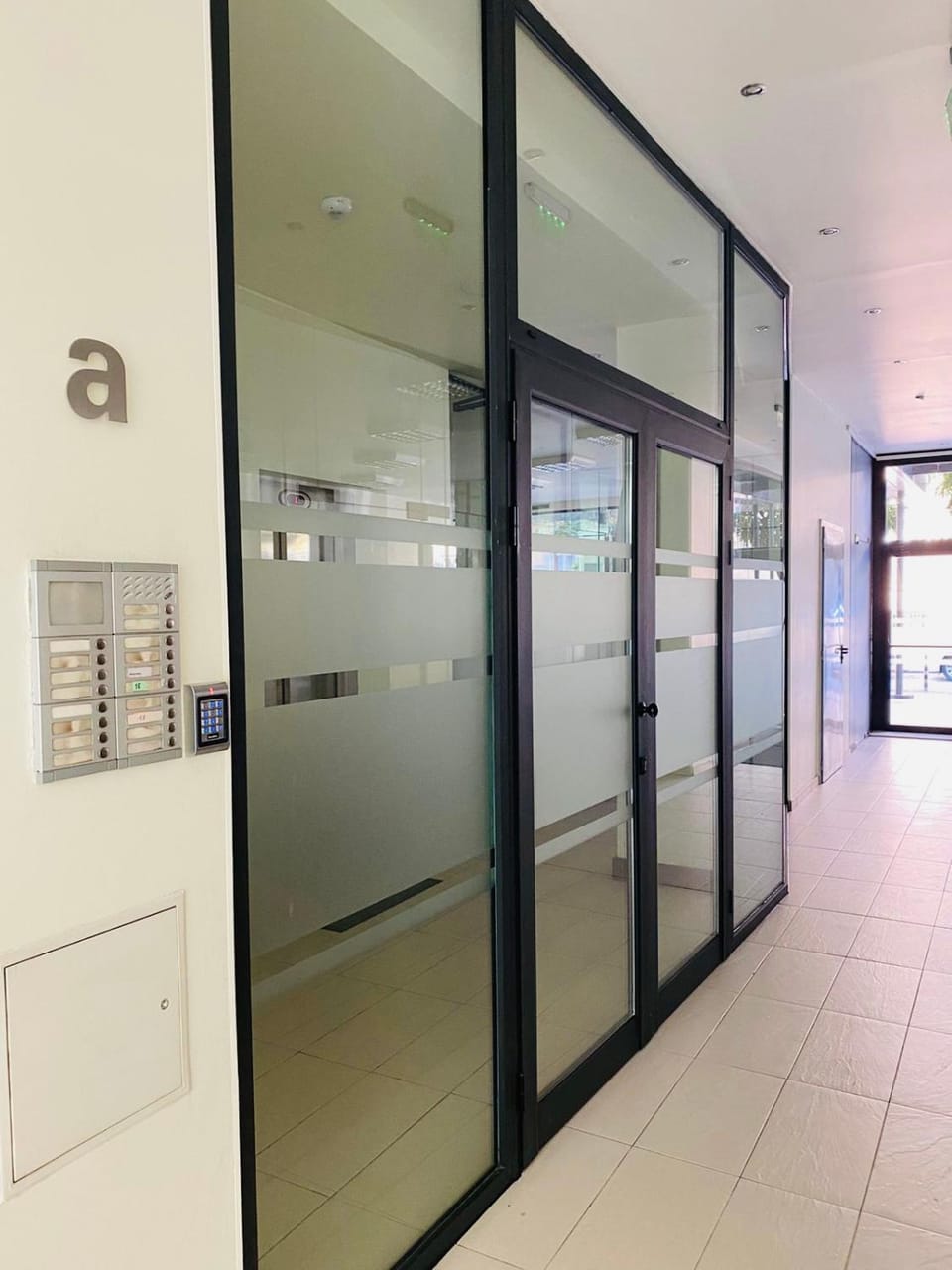 FREESIA apartment with underground parking Apartment in Sofia