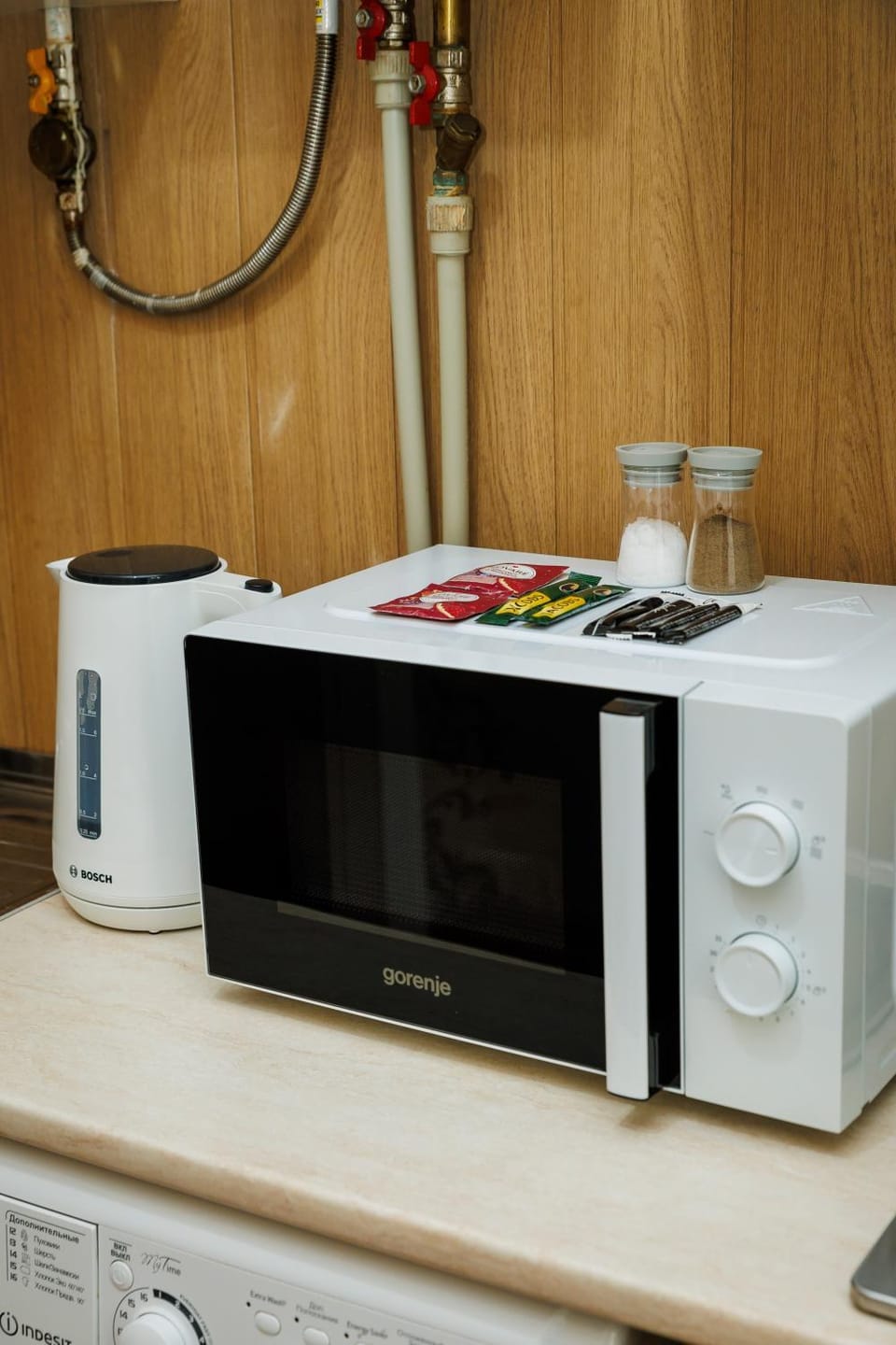 Coffee/tea facilities, pet friendly, stove