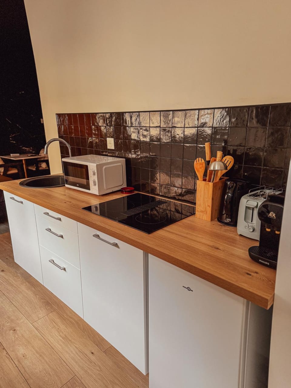 Kitchen or kitchenette, stove