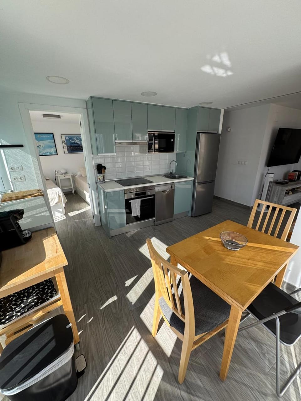 Kitchen or kitchenette, Living room, Dining area