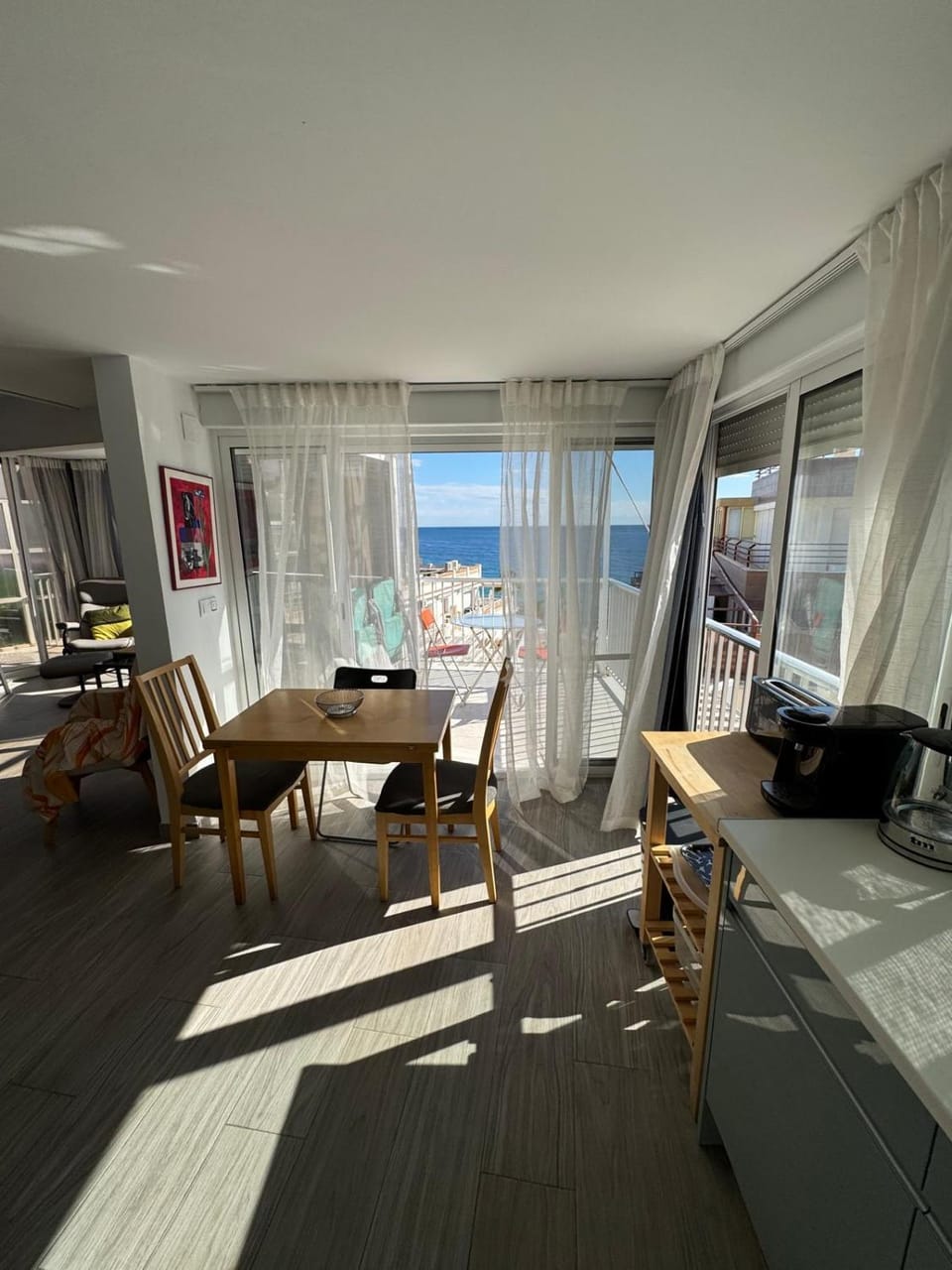 Kitchen or kitchenette, Living room, Dining area