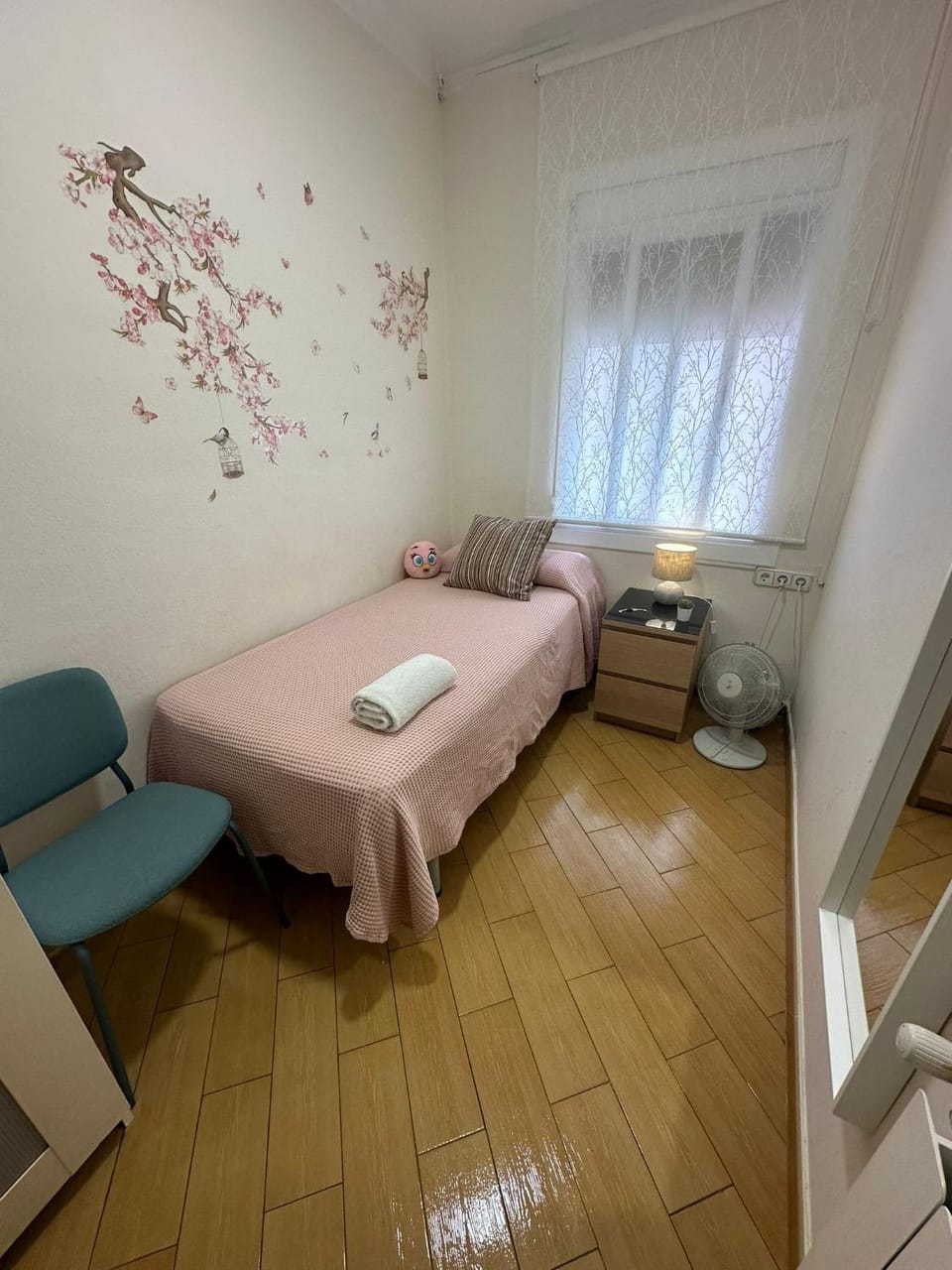 Habitaciones Valenciano Bed and Breakfast in Barcelona