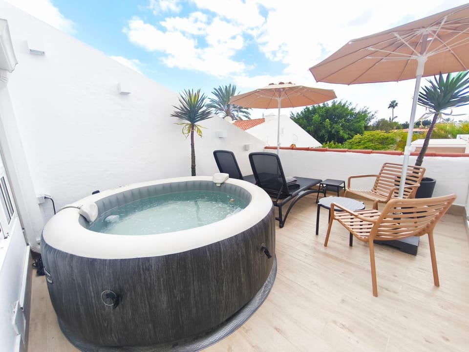 Patio, Balcony/Terrace, Spa and wellness centre/facilities, sunbed