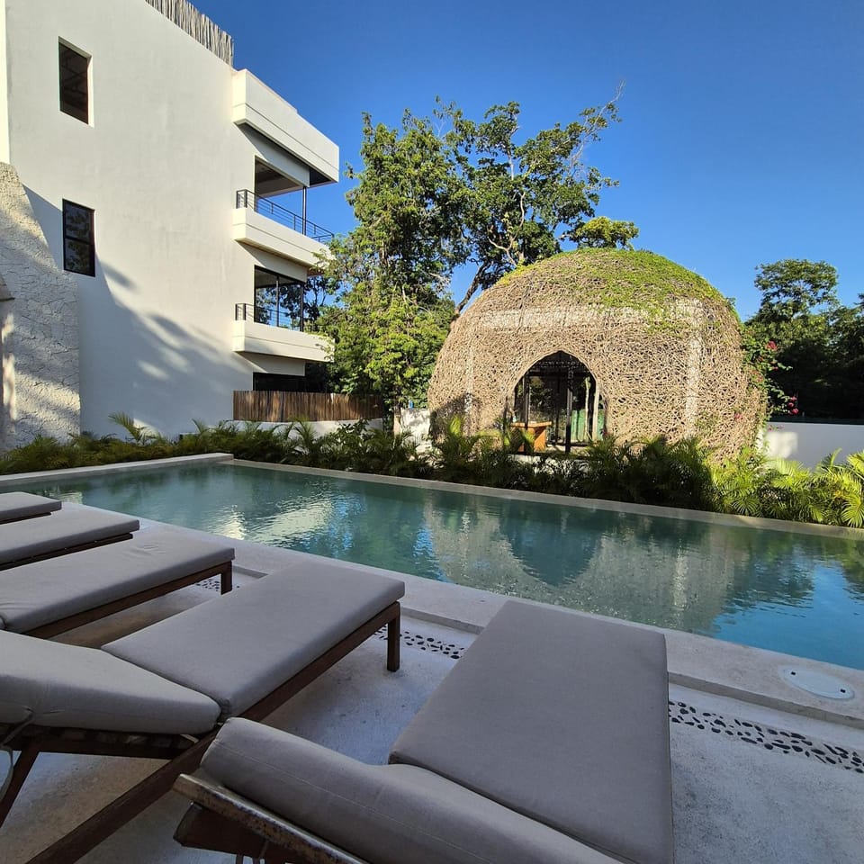 Patio, Day, Pool view, Swimming pool, sunbed