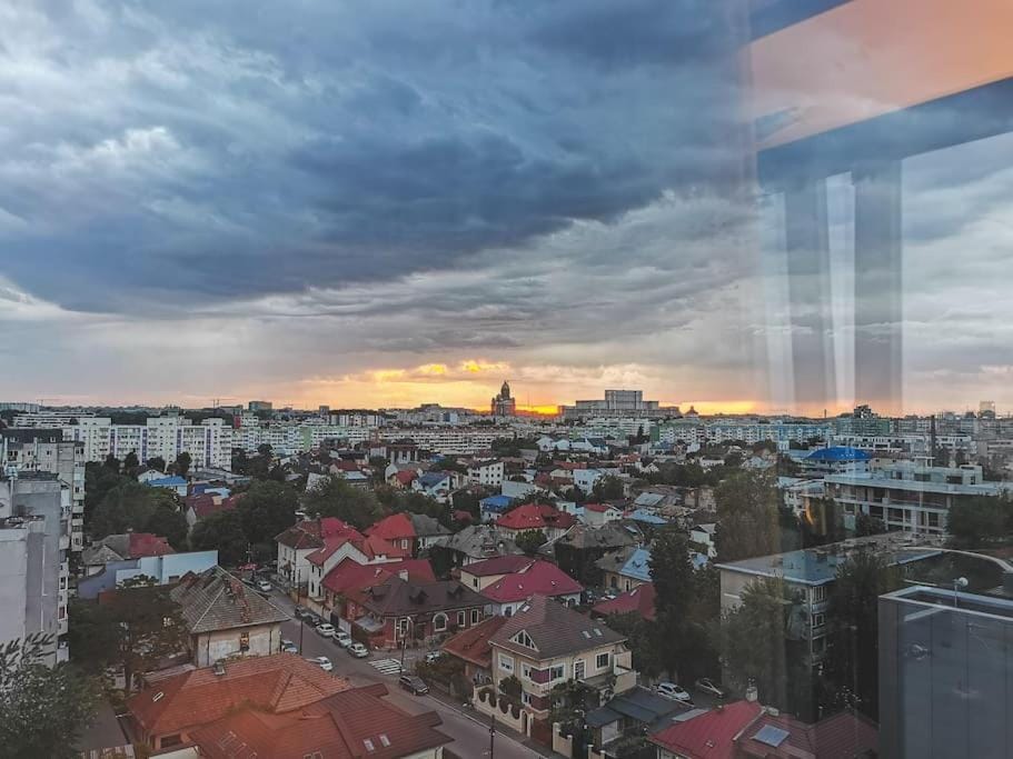 Luxurious Penthouse with fantastic views! Apartment in Bucharest