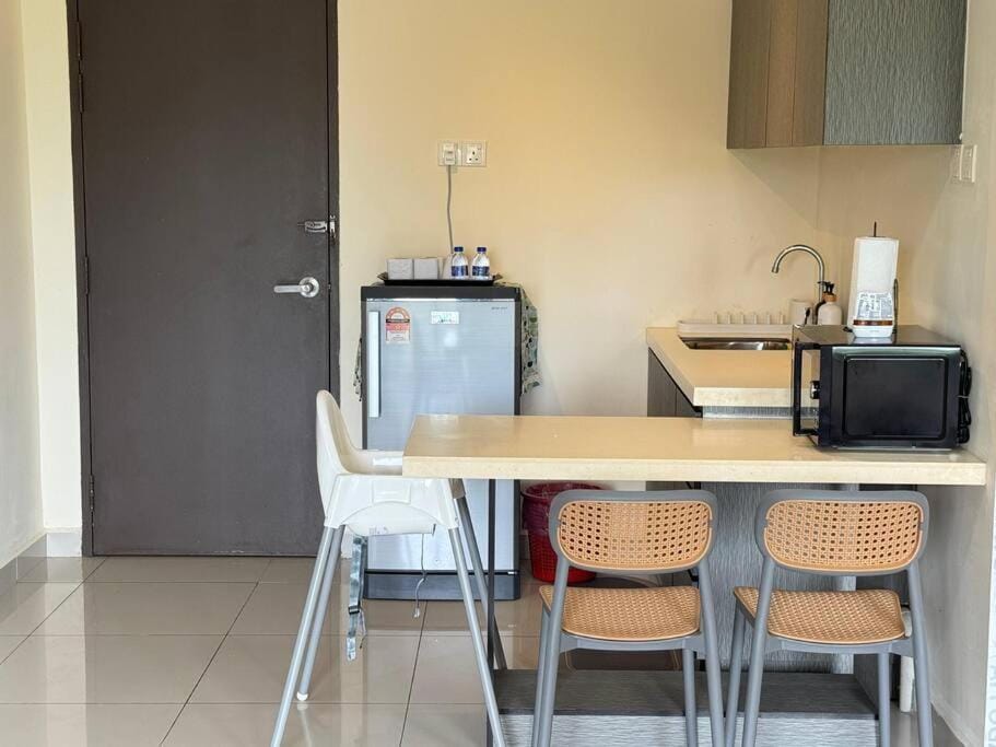 Desaru Sea Front Luxury Suite 3Pax D13A05 Apartment in Johor