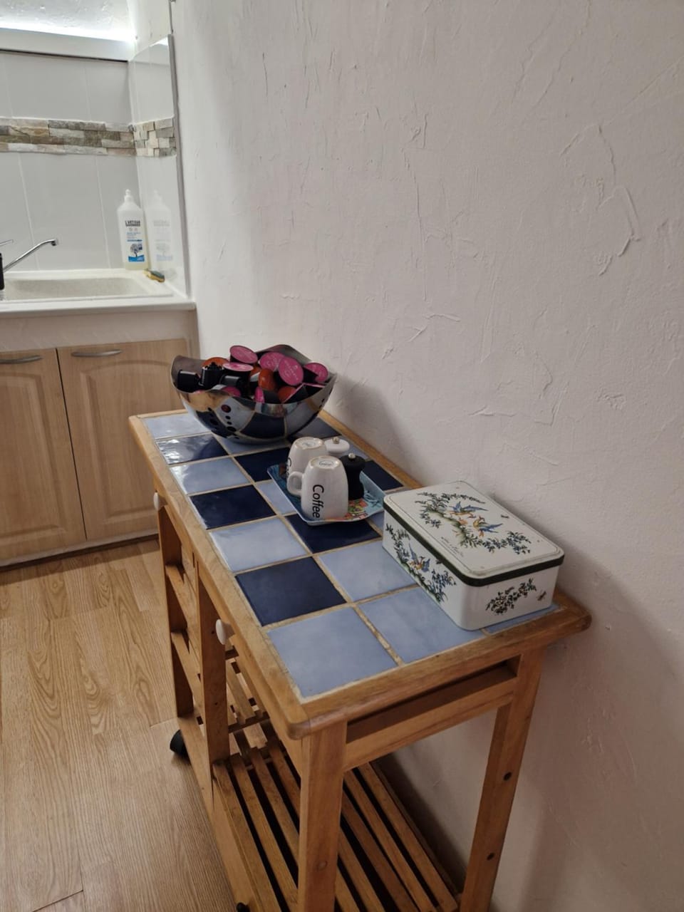 Romantique pour 2 avec lit baldaquin et table de massage Apartment in Occitanie