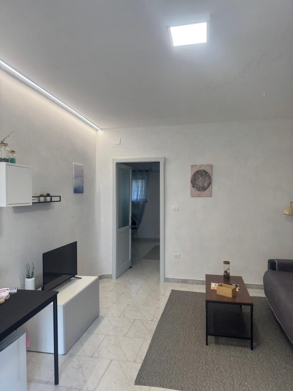 Communal lounge/ TV room, TV and multimedia, Living room, Seating area