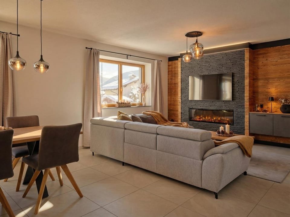 Living room, Dining area