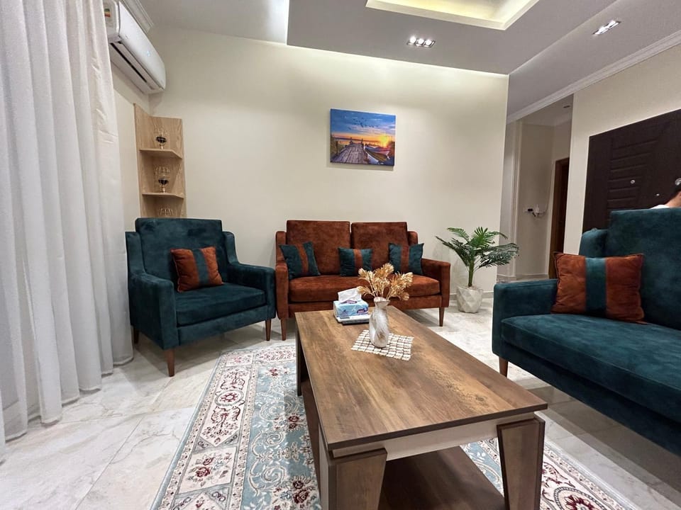 TV and multimedia, Living room, Seating area, air conditioner