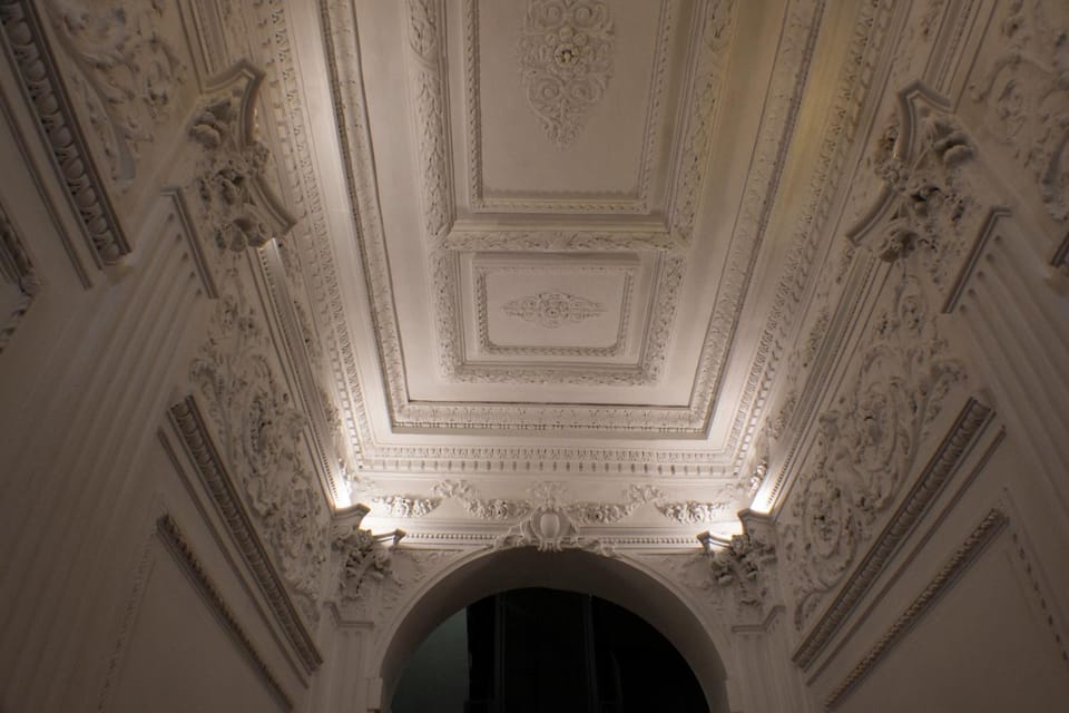 Facade/entrance, Decorative detail