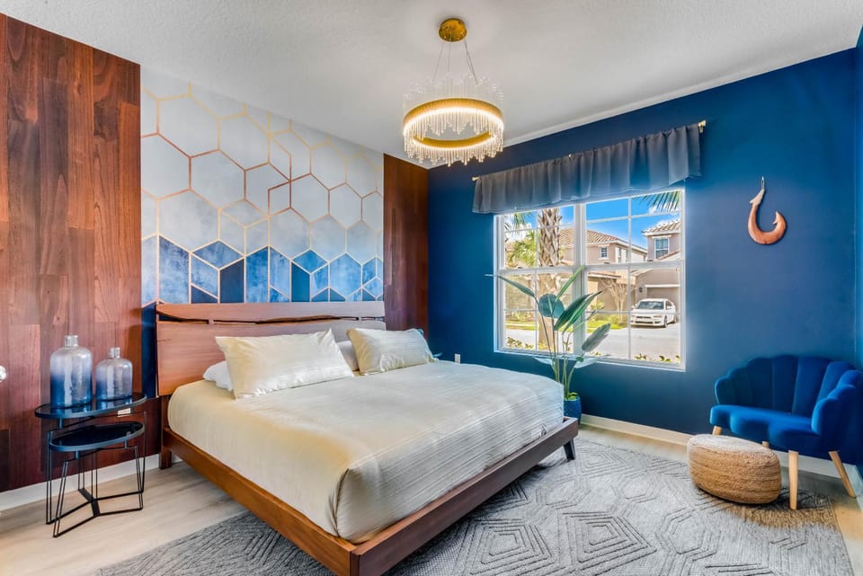 Bed, Photo of the whole room, Bedroom