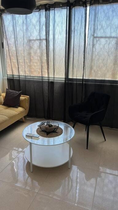 ארגמן Apartment in South District