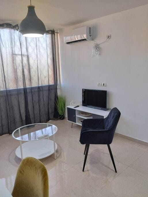 ארגמן Apartment in South District