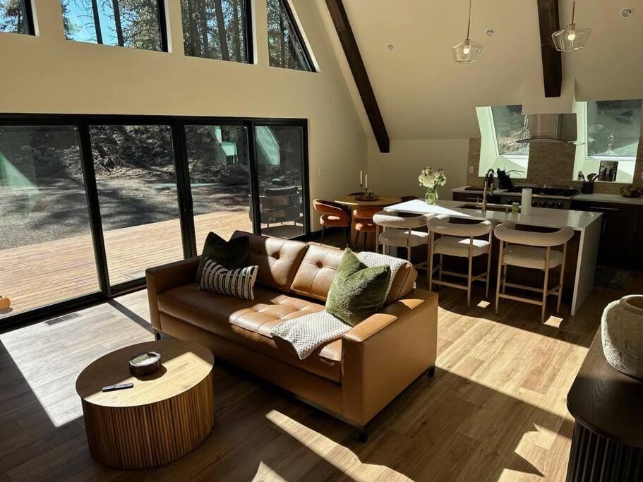 Luxury Escape in McCall House in McCall