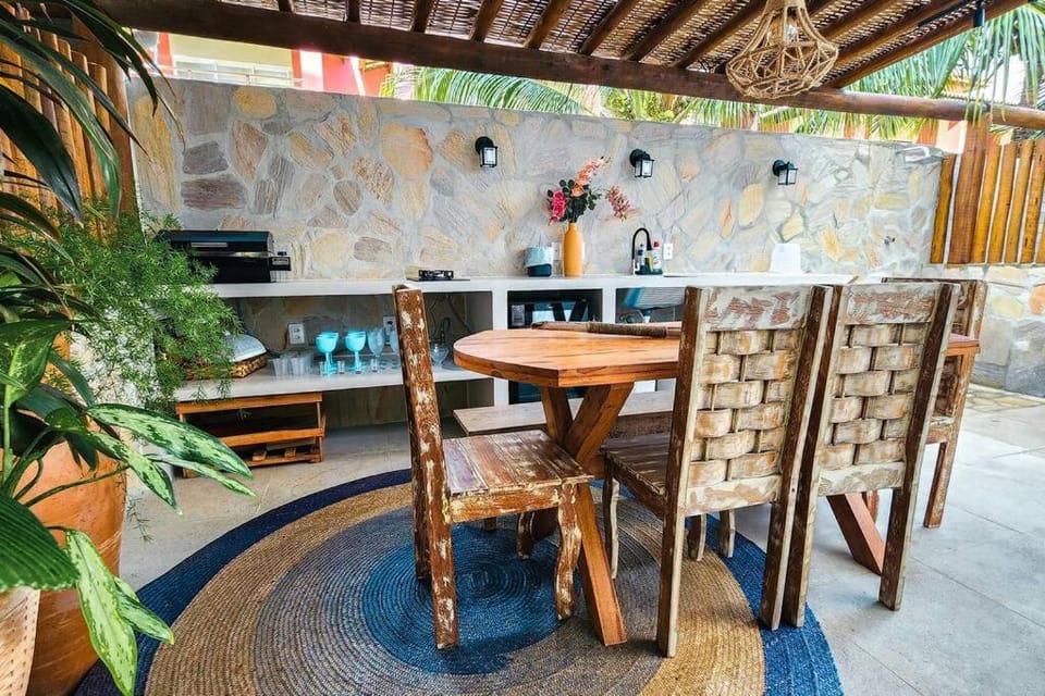 Balcony/Terrace, Dining area