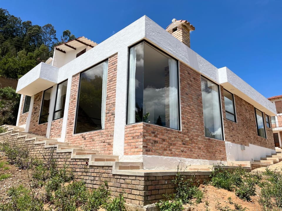 Property building, Day