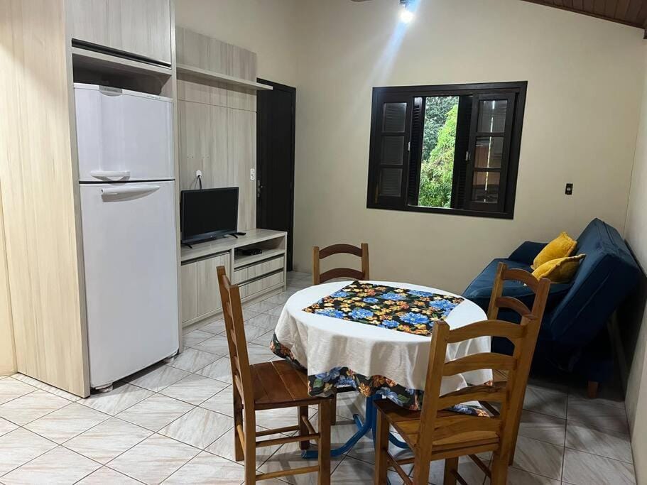 Apartamento no centro de Bombinhas, um quarto Apartment in Bombinhas