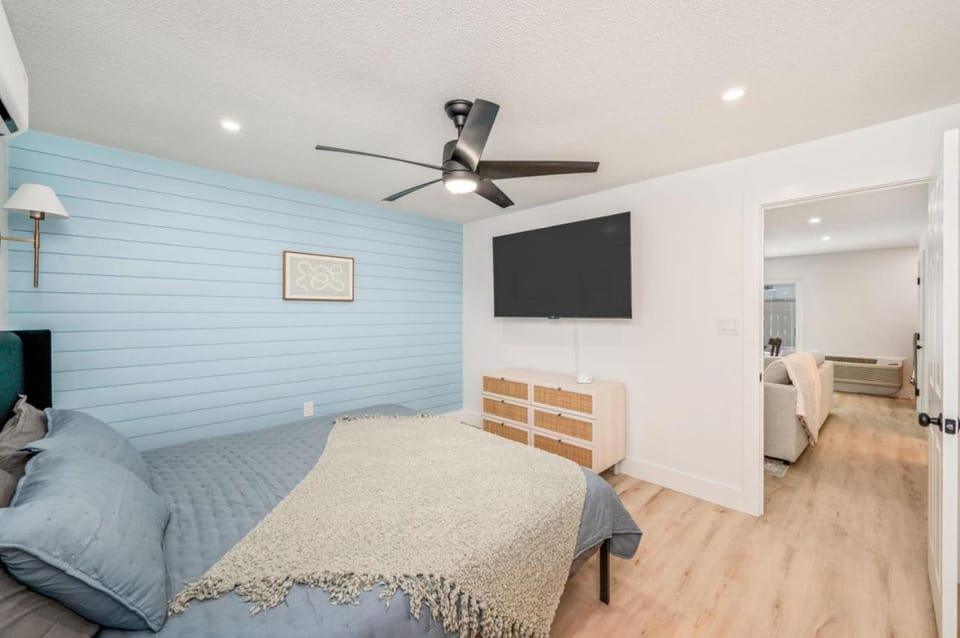 Sunny Haven 625 1BR Townhome in Fort Walton Apartment in Wright