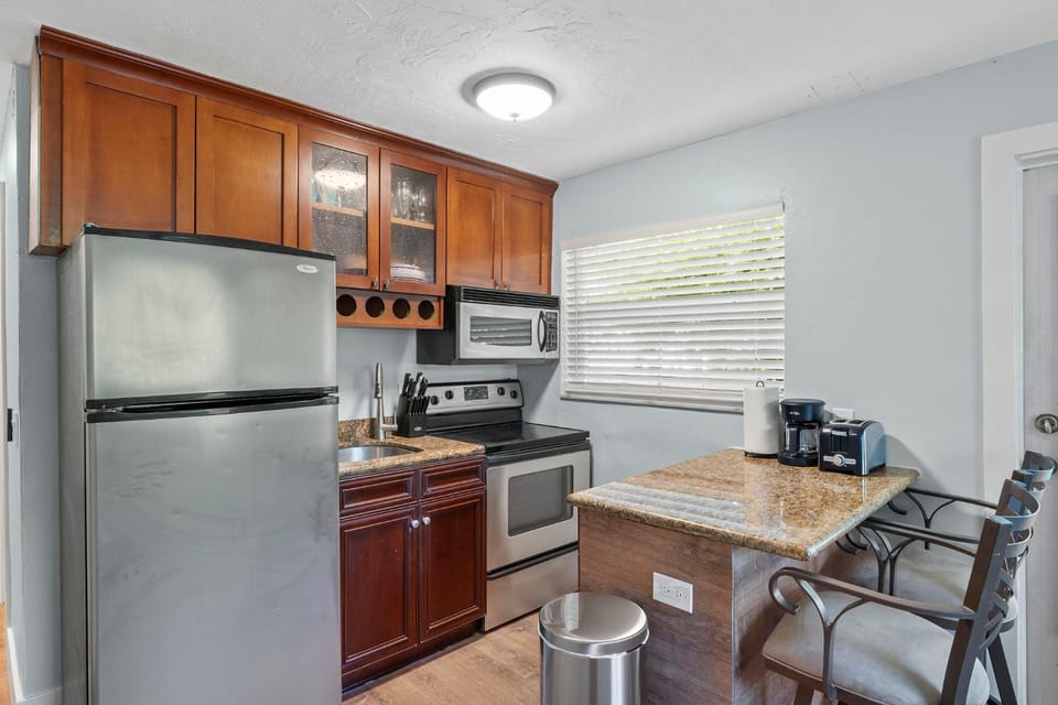 Kitchen or kitchenette, Dining area, oven, stove, kitchen