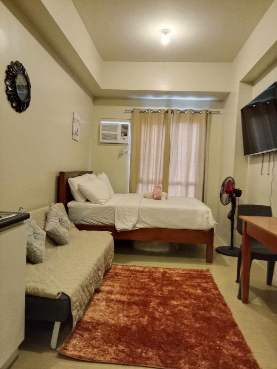 1517 Tower 4 Avida Atria Iloilo Comfy Cozy Central Studio Unit Apartment hotel in Iloilo City