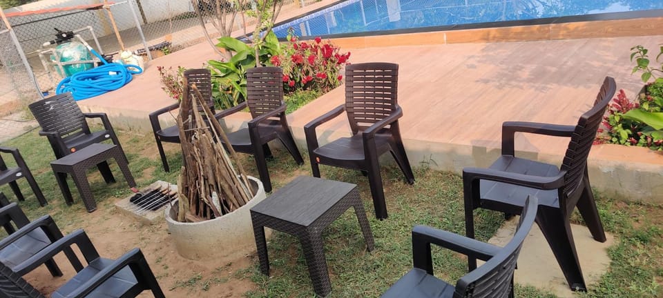 Sivarama garden resort AC 4 Bed rooms, swimming pool 4BHK room , Box cricket, open living hall, BOrn fair, BBQ, kichan with equipment , near beach road, vishakhapatnam Apartment in Visakhapatnam
