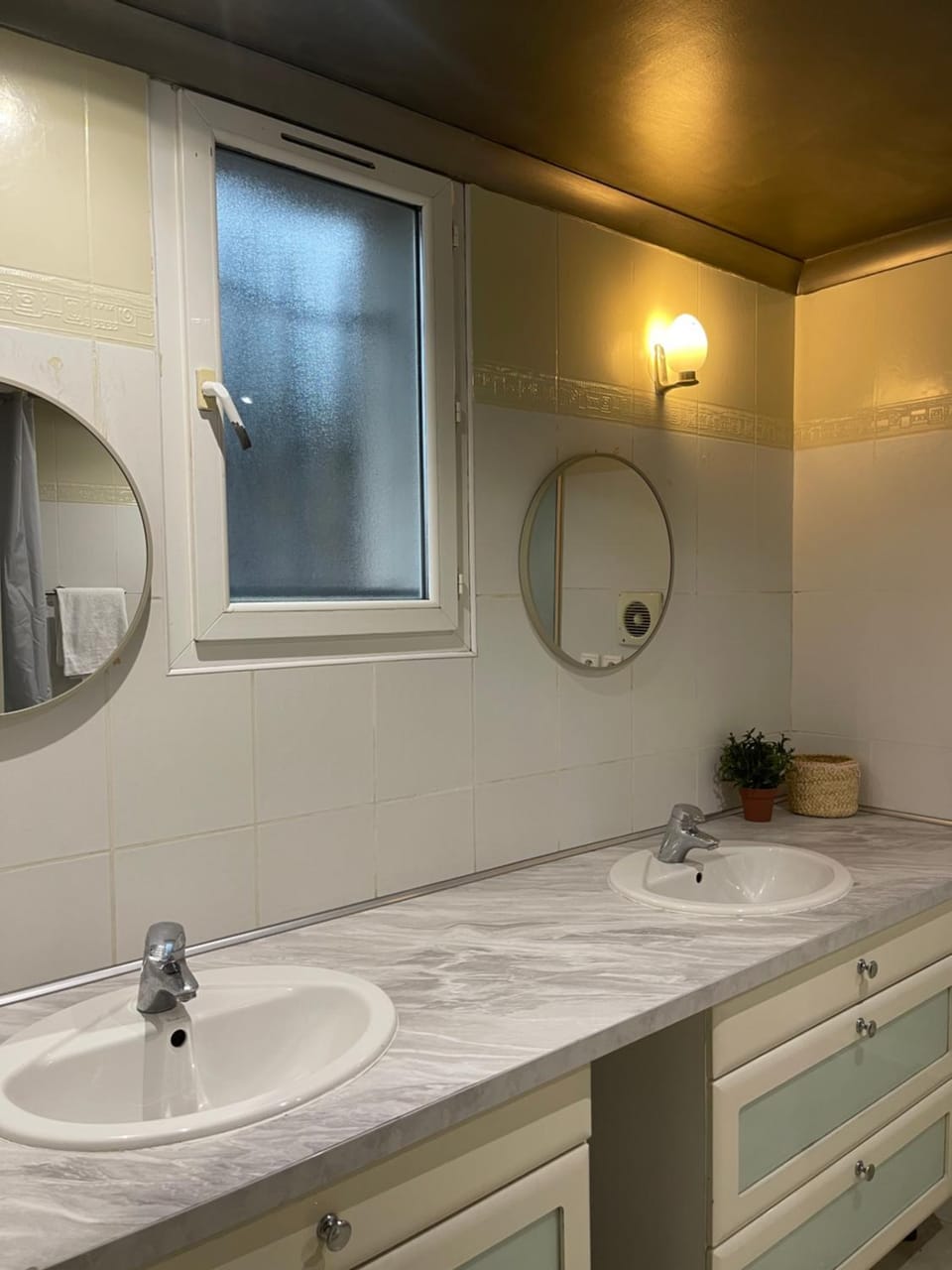 Appartement Nîmes A Apartment in Nimes