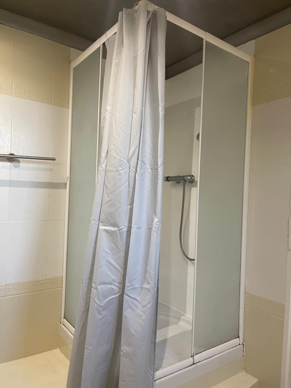 Appartement Nîmes A Apartment in Nimes