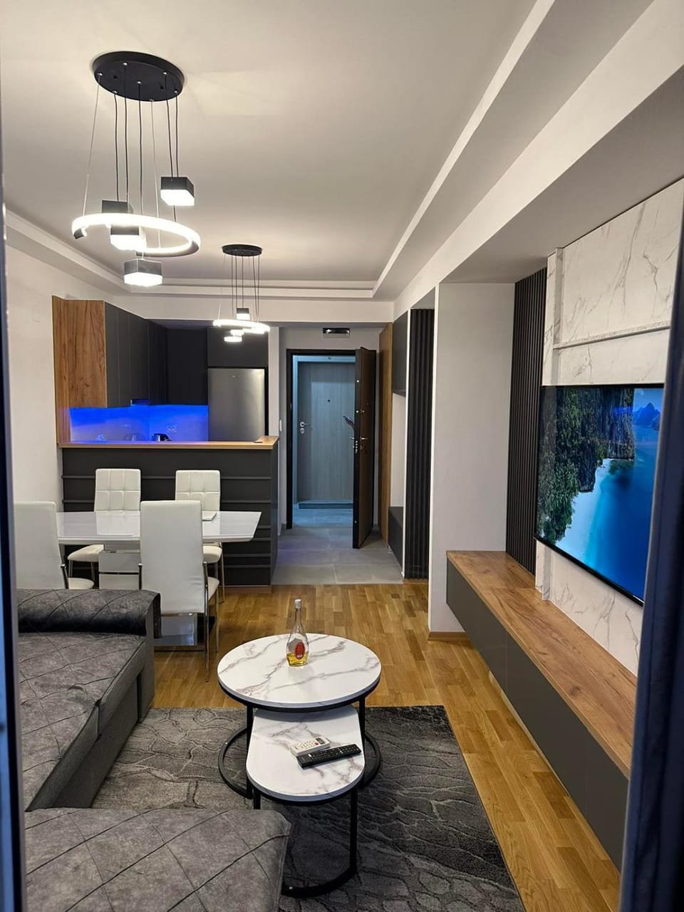 Remote Work - Skopje Apartment in Skopje