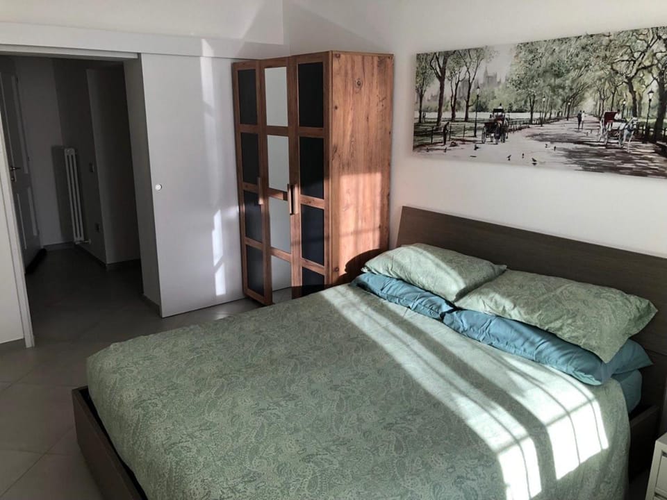 Bed, Bedroom, wardrobe