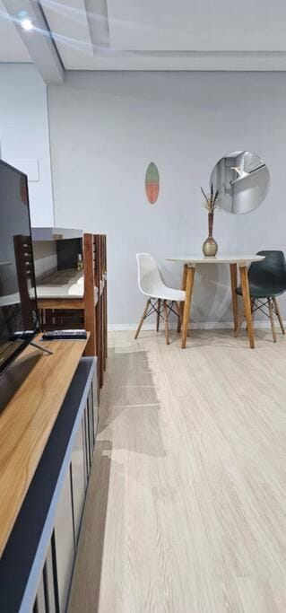 Vila Caiçara Apê a 40m da Praia Apartment in State of São Paulo
