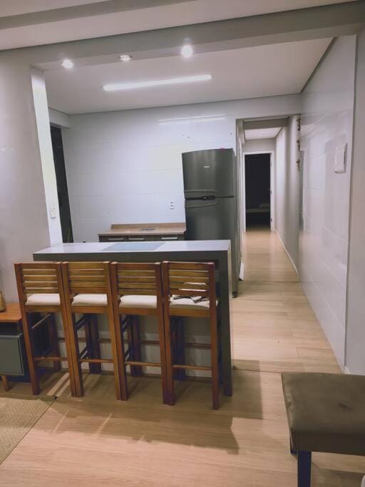 Vila Caiçara Apê a 40m da Praia Apartment in State of São Paulo
