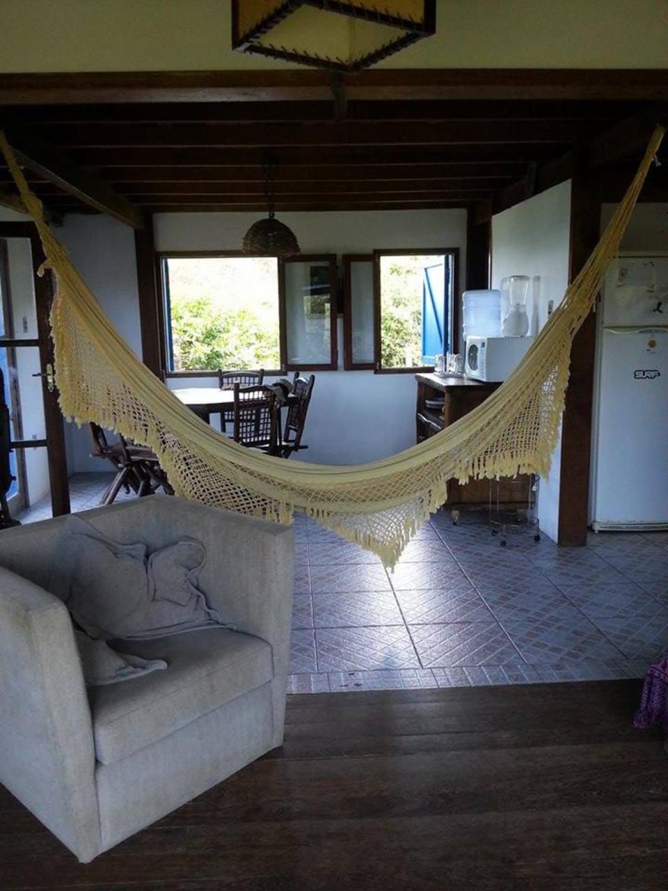 Day, Dining area
